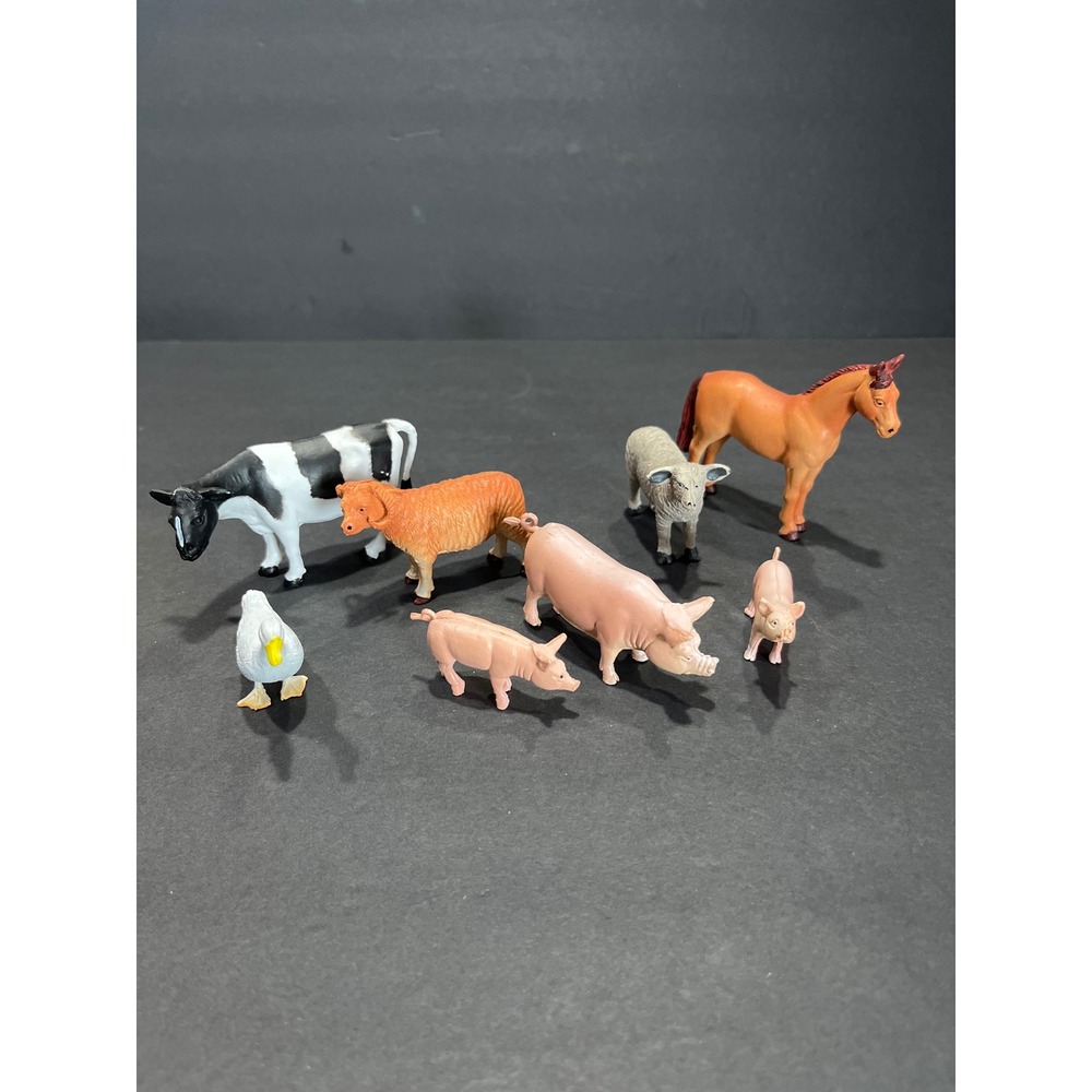 Lot of 8 Miniature Plastic Farm Animal Figurines Cow Horse Pig Sheep Duck Set